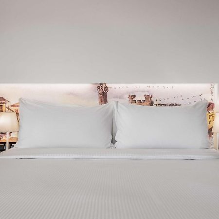 Hilton Madrid Airport Hotel Luaran gambar
