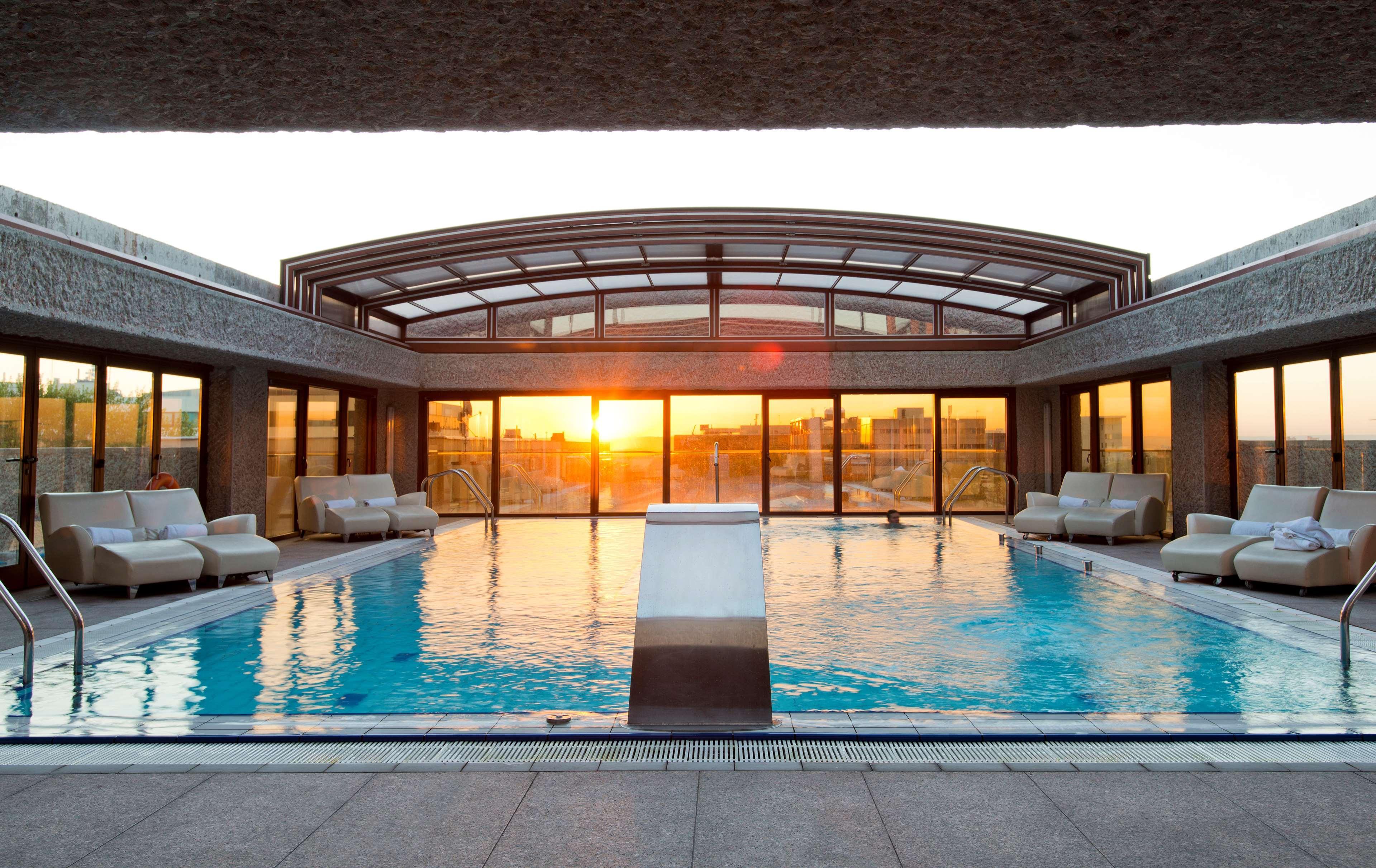 Hilton Madrid Airport Hotel Luaran gambar