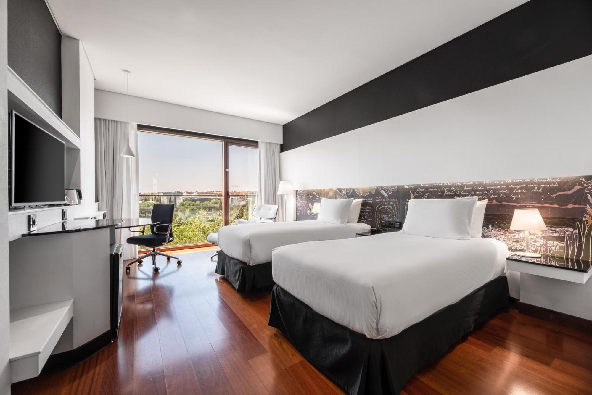 Hilton Madrid Airport Hotel Luaran gambar