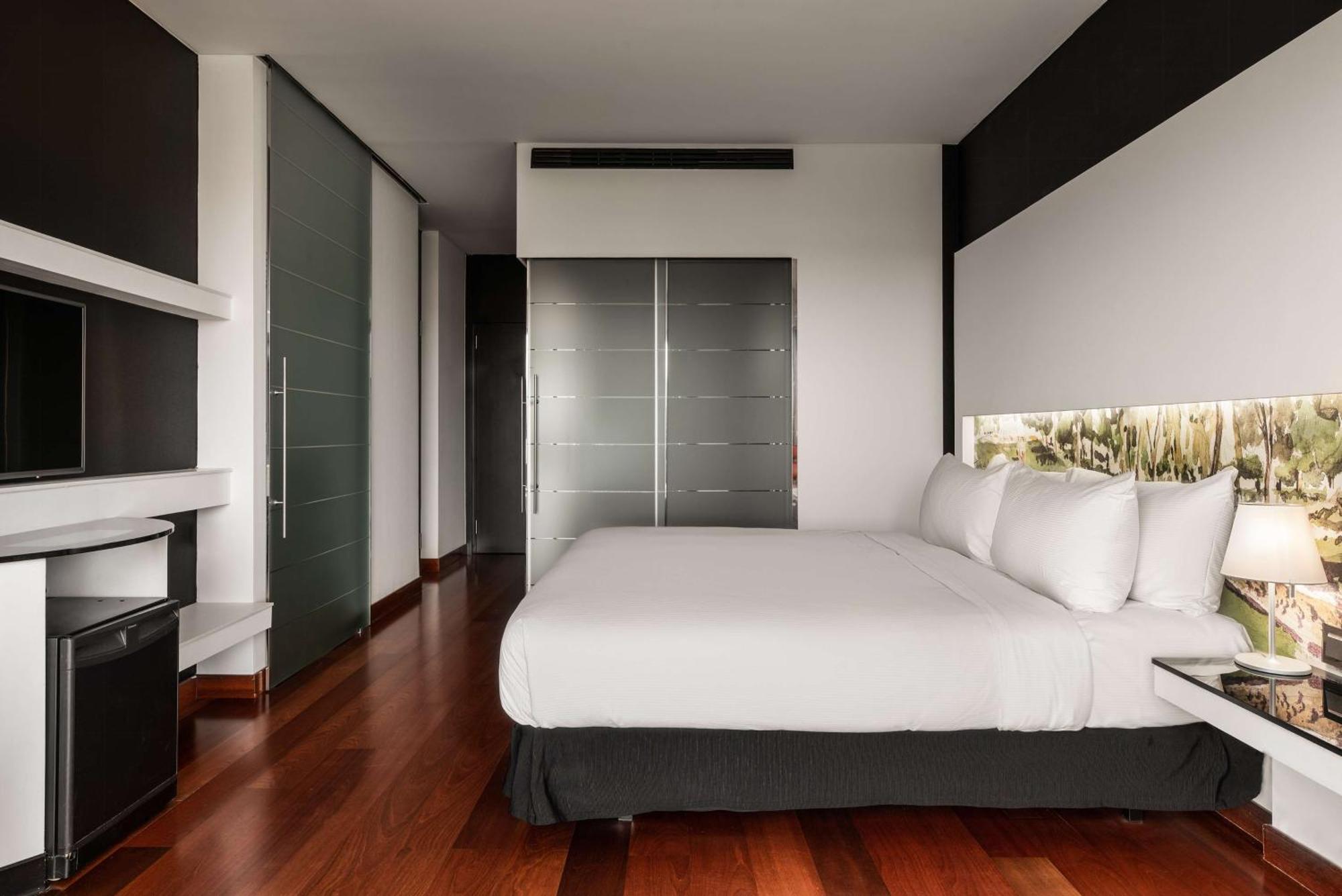Hilton Madrid Airport Hotel Luaran gambar