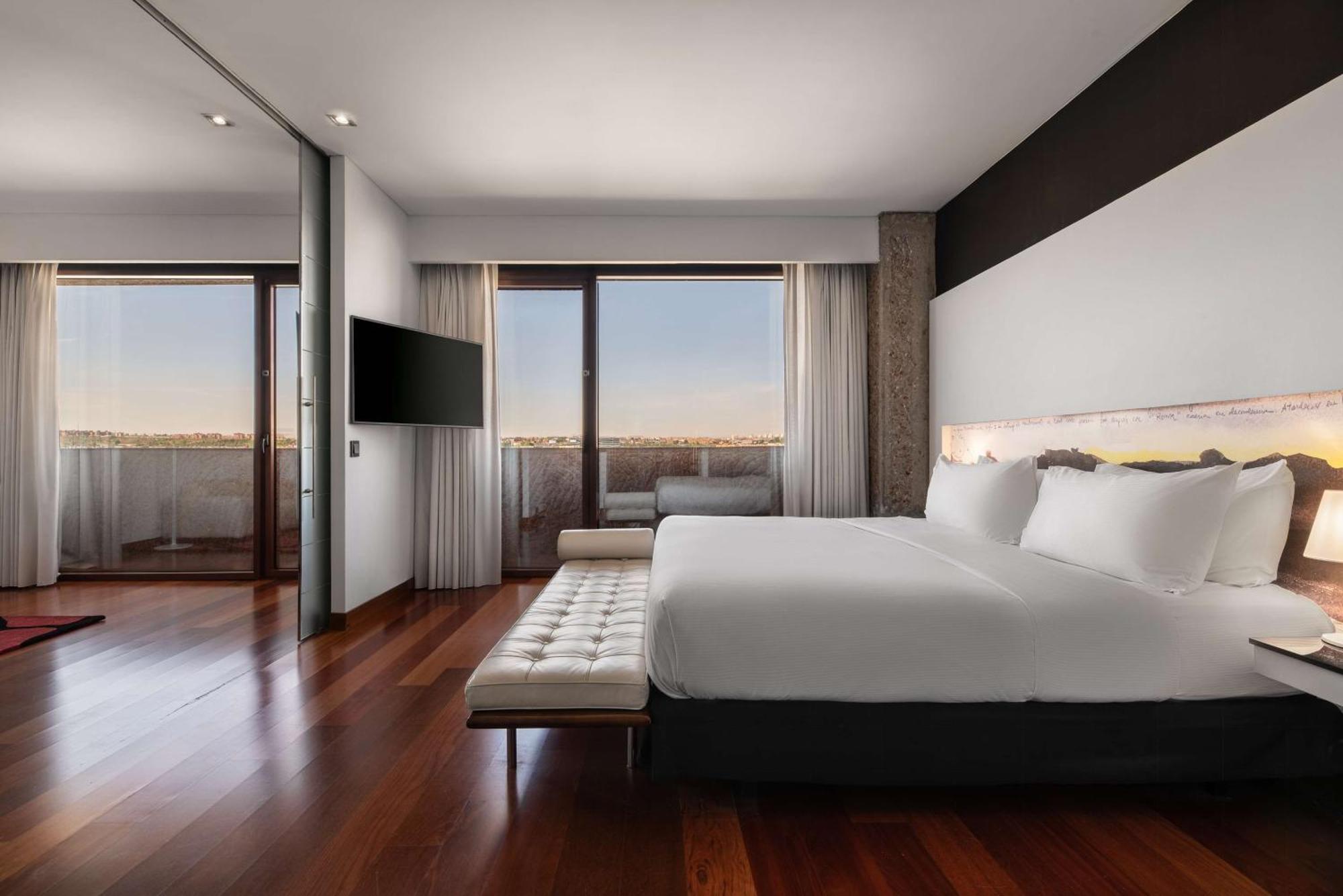 Hilton Madrid Airport Hotel Luaran gambar