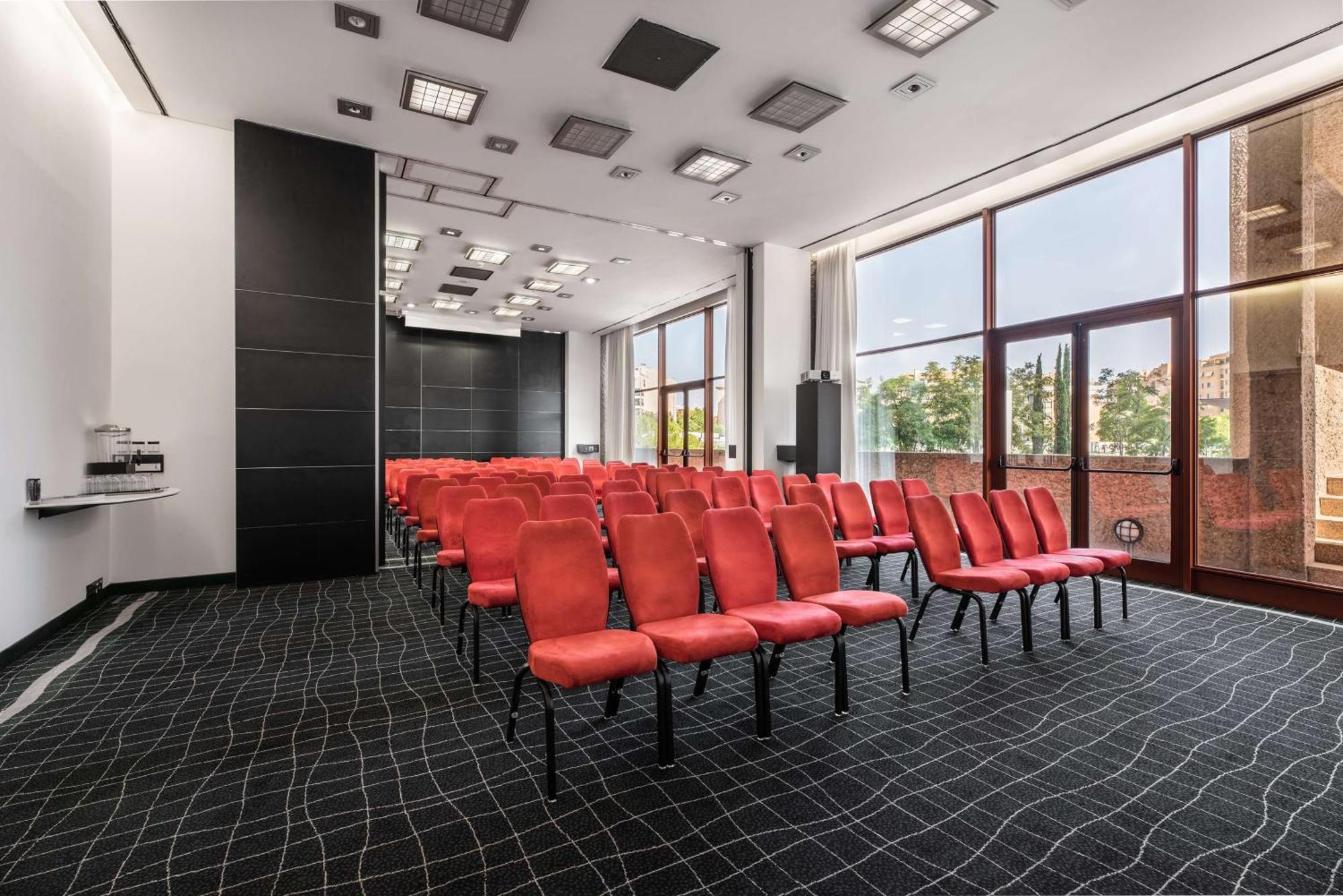 Hilton Madrid Airport Hotel Luaran gambar