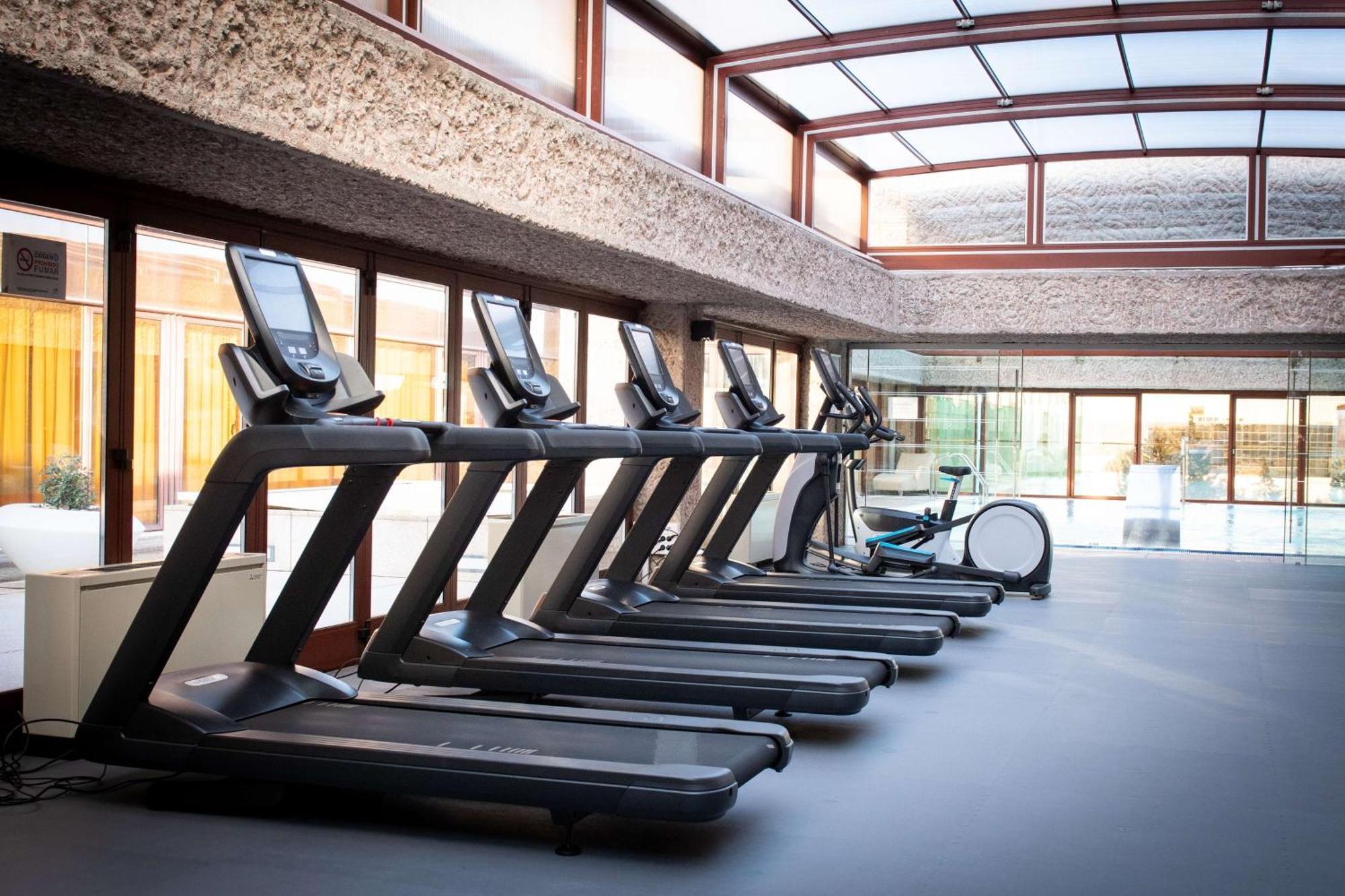 Hilton Madrid Airport Hotel Luaran gambar